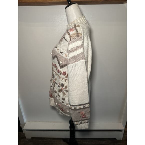 Vintage Sweater Hand Knit Cottage Core Granny Core Floral Sweater Large 3D - Picture 6 of 9